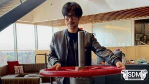 Kojima visita a Valve e trolla com gravity guns de Half-Life em Seattle