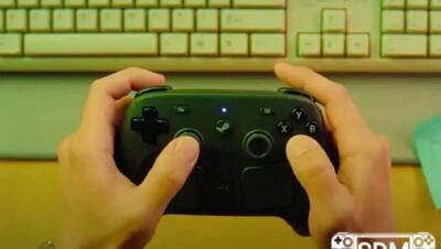 Nova divulgação do Steam Controller provoca debate: ele é maior que o DualSense do PS5?